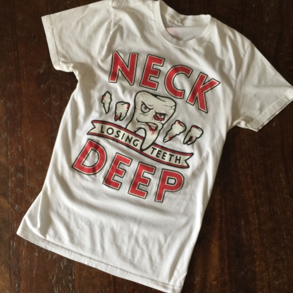 Neck Deep Tops - NECK DEEP | Losing Teeth Tee | White | Small